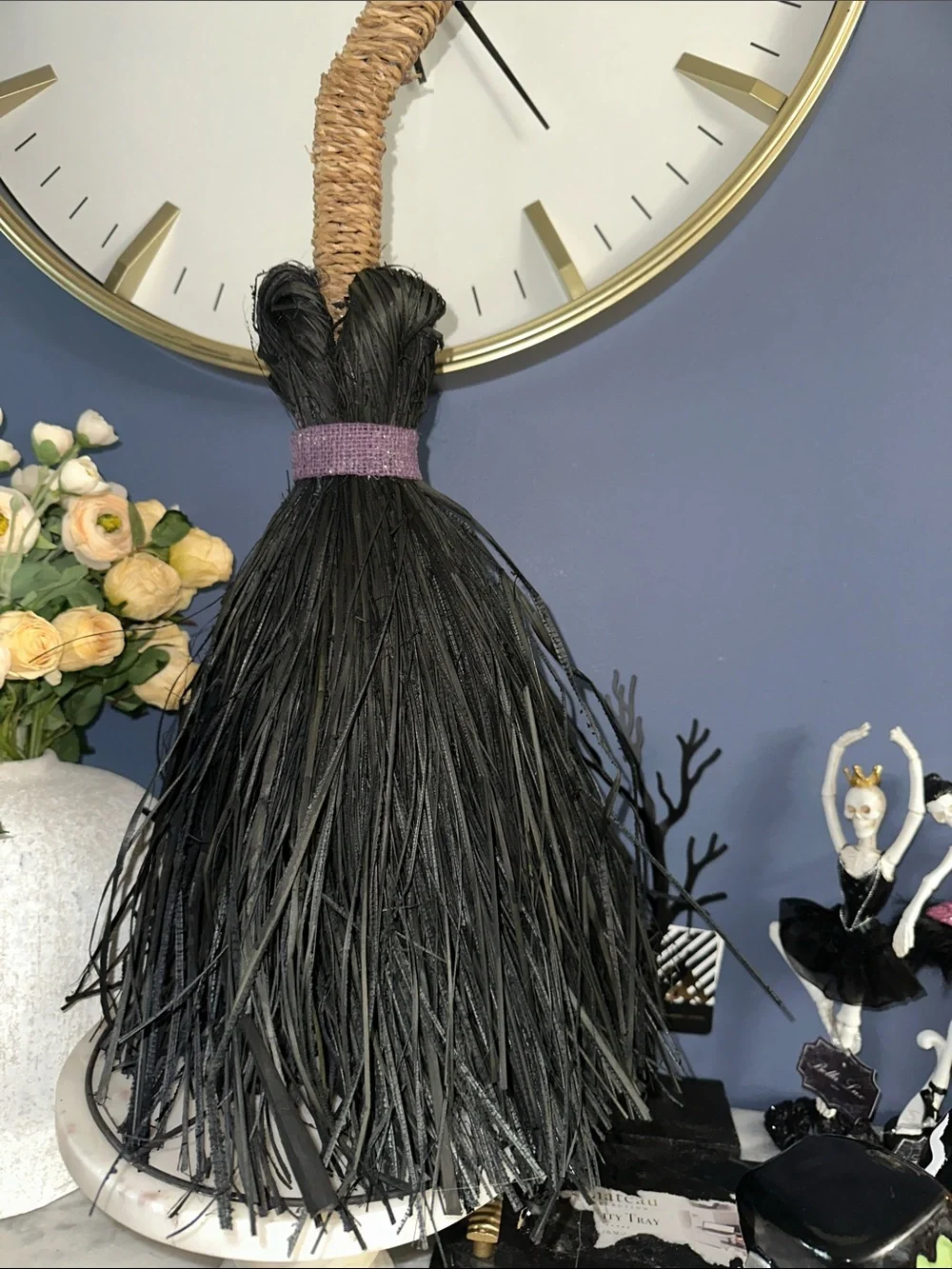 Halloween witch broom with spider Natural Rope Loop